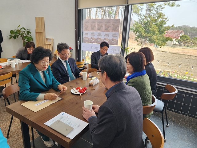 1 산림청이천시 산림복지 현장 방문 현장 목소리 듣다.jpg